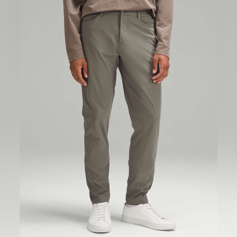 Lululemon ABC Slim-Fit 5 Pocket Pant 30"L *Warpstreme
Grey Sage (M4)